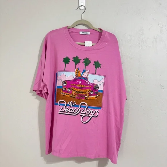 New Daydreamer Beach Boys Oversized Graphic Tee - Picture 1 of 3